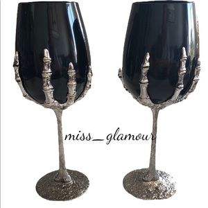 Halloween Skeleton Hands Black Wine Glasses 2 Walking Dead Day of the Dead